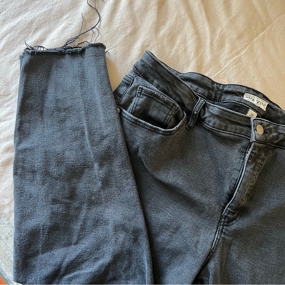 Ava & Viv Black High Rise Cropped Slim Straight Jeans 18W - Picture 3 of 5